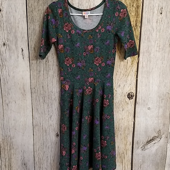 XS Lularoe Nicole - Picture 1 of 1